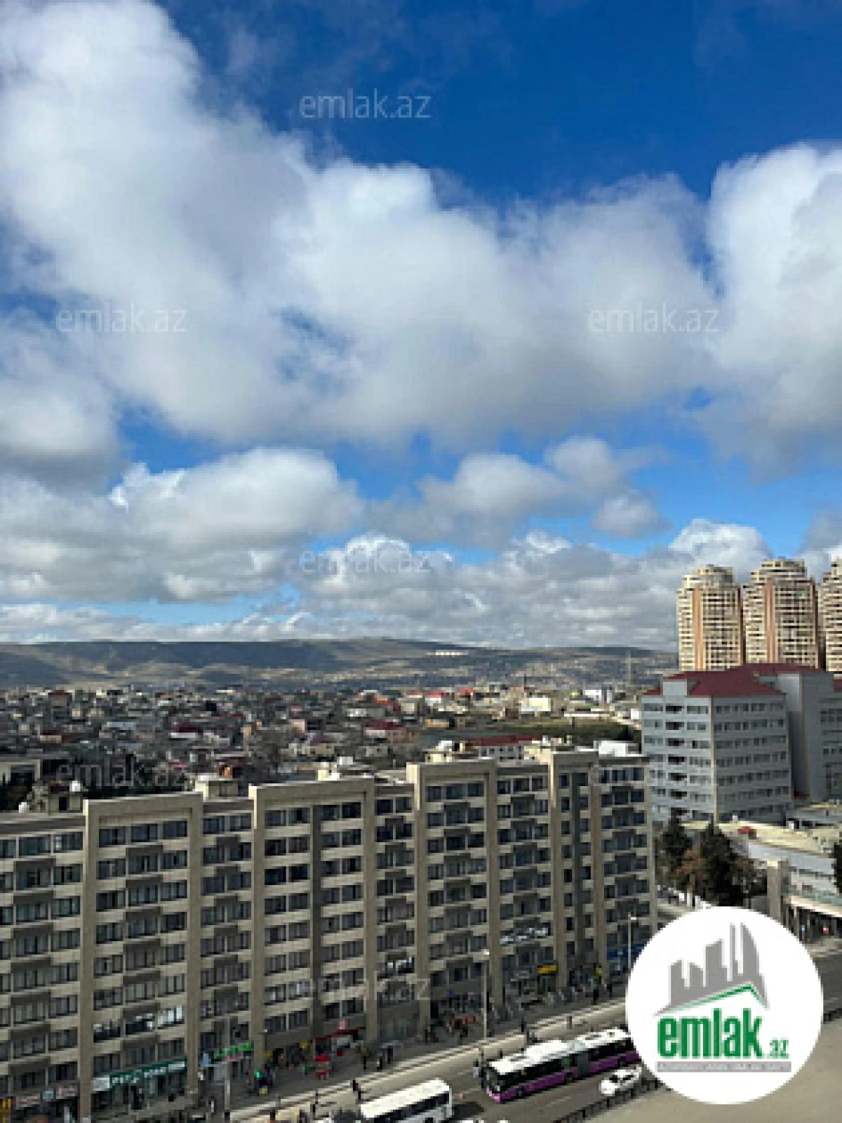 Satılır 3 otaqlı köhnə tikili 85 m²