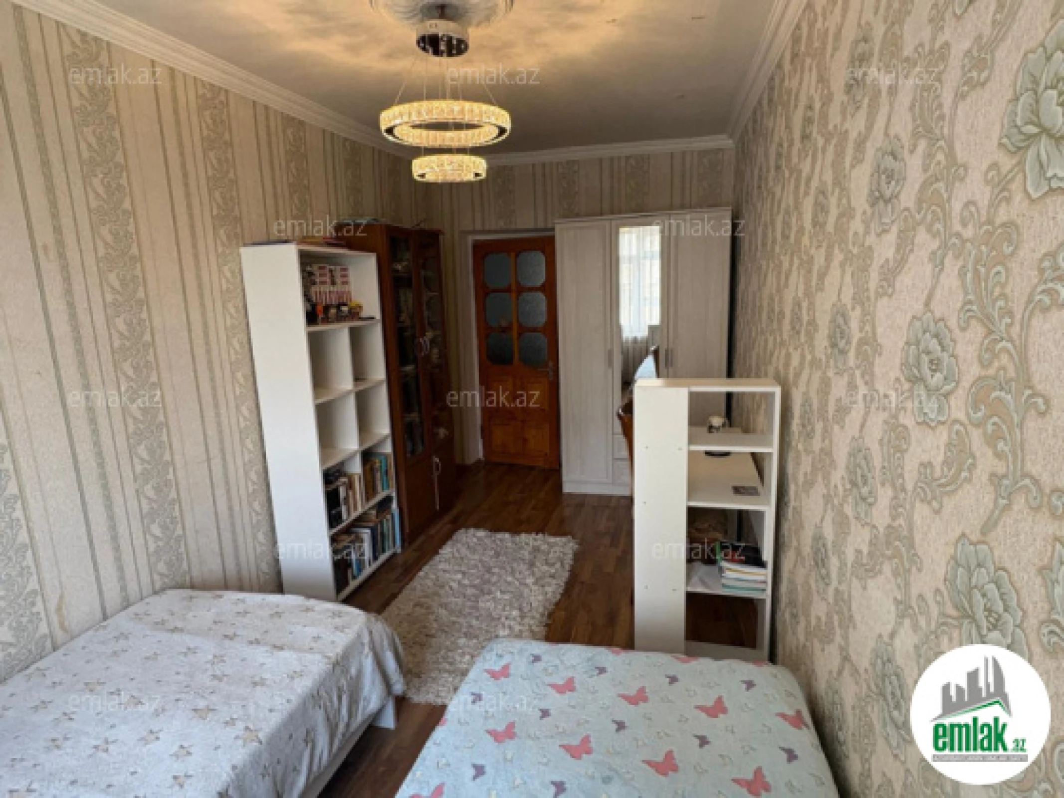 Satılır 3 otaqlı köhnə tikili 65 m²