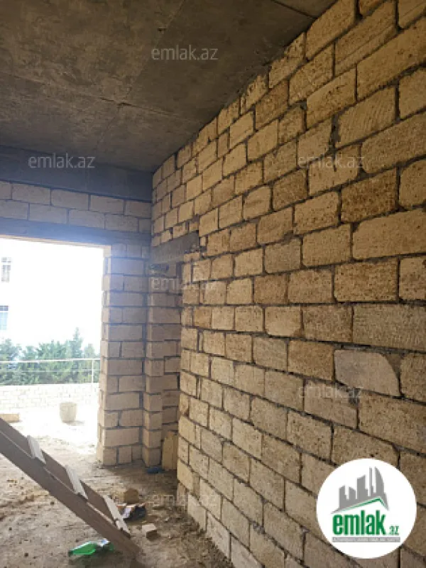 Satılır 6 otaqlı həyət evi 360 m²