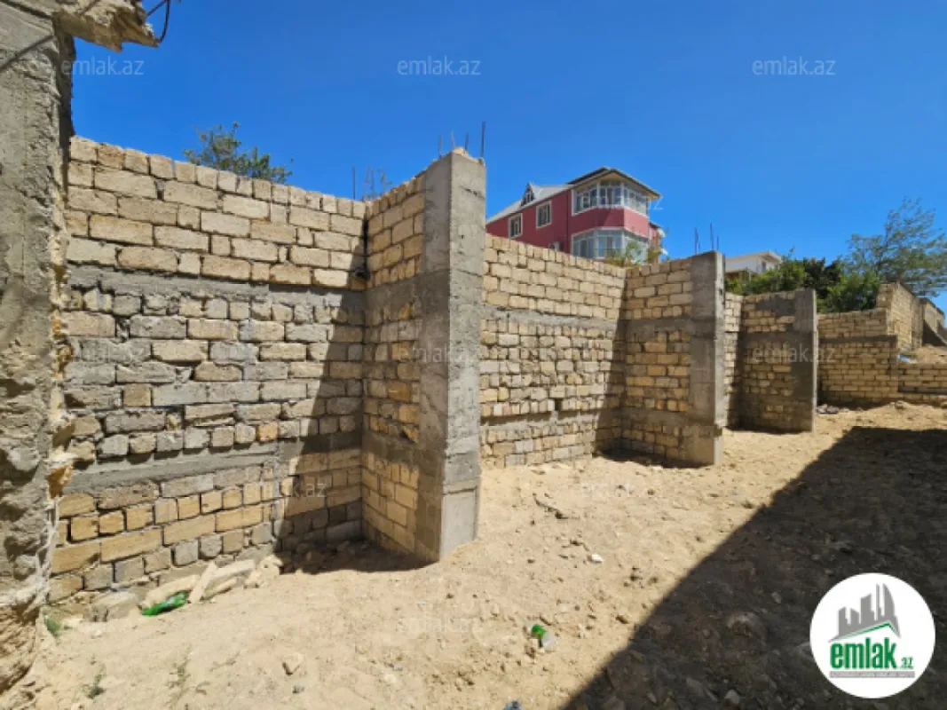 Satılır 6 otaqlı həyət evi 360 m²