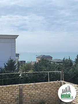 Satılır 6 otaqlı həyət evi 360 m²