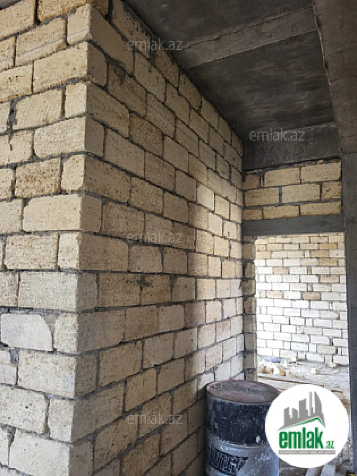 Satılır 6 otaqlı həyət evi 360 m²