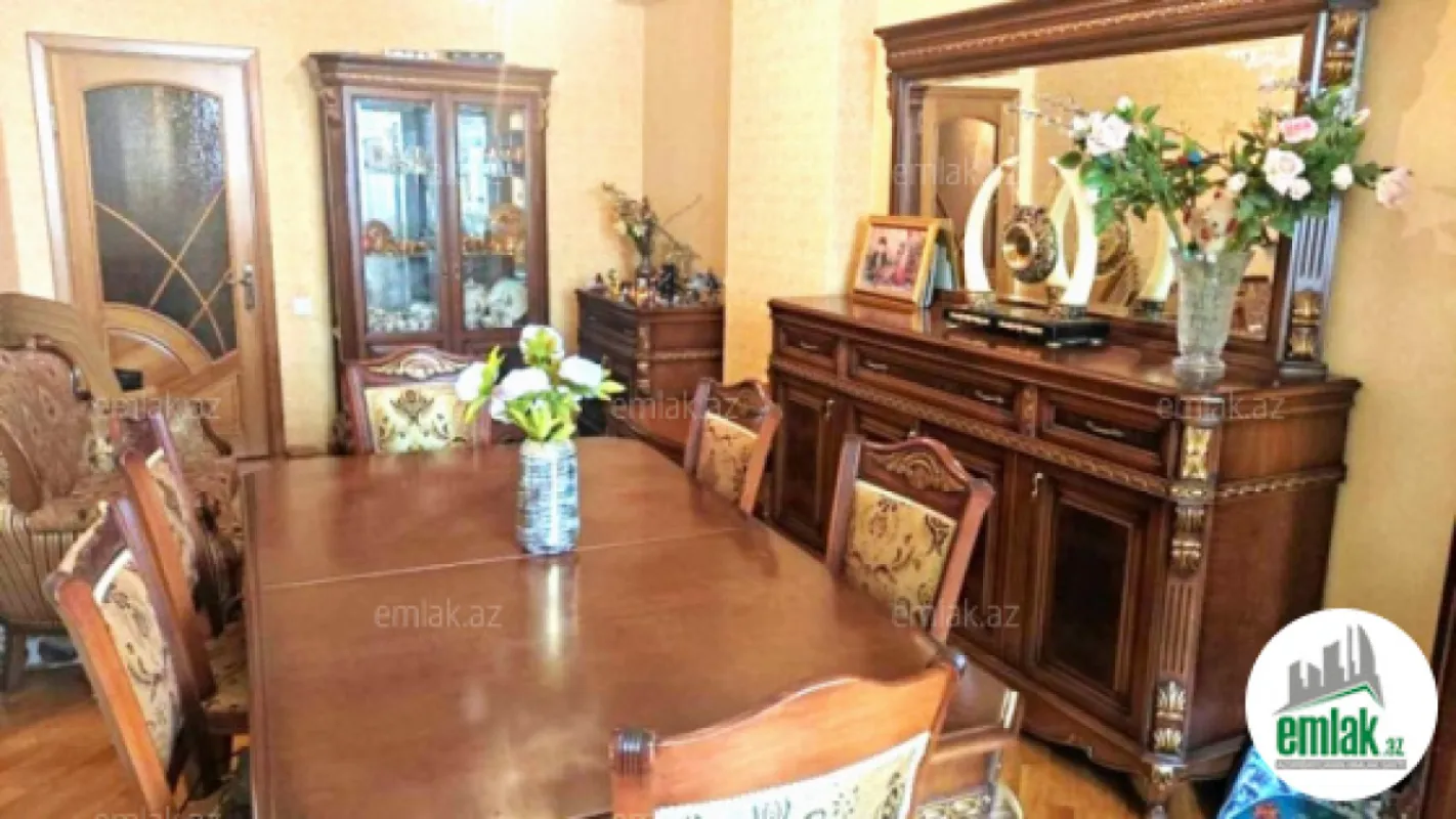 Satılır 3 otaqlı yeni tikili 100 m²