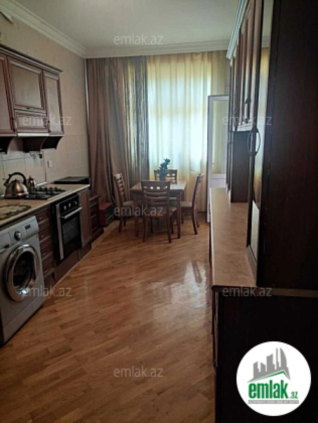 Satılır 3 otaqlı yeni tikili 100 m²