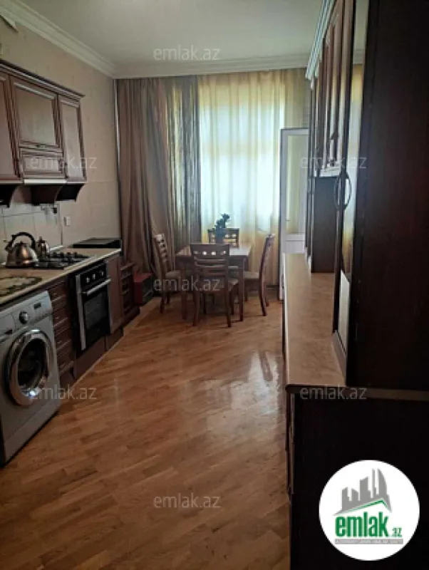 Satılır 3 otaqlı yeni tikili 100 m²