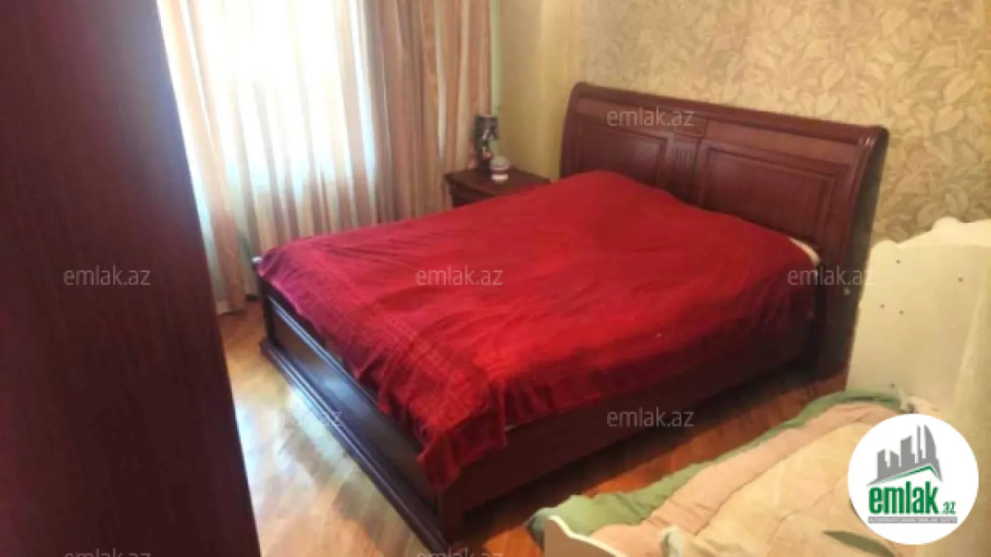 Satılır 3 otaqlı yeni tikili 100 m²