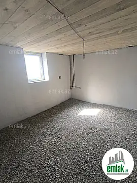 Satılır 4 otaqlı həyət evi 150 m²