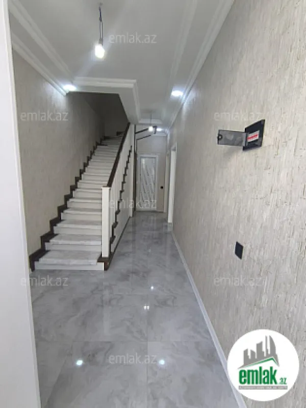 Satılır 4 otaqlı həyət evi 150 m²