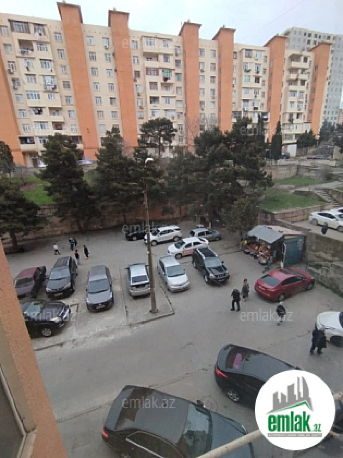 Satılır 2 otaqlı köhnə tikili 58 m²