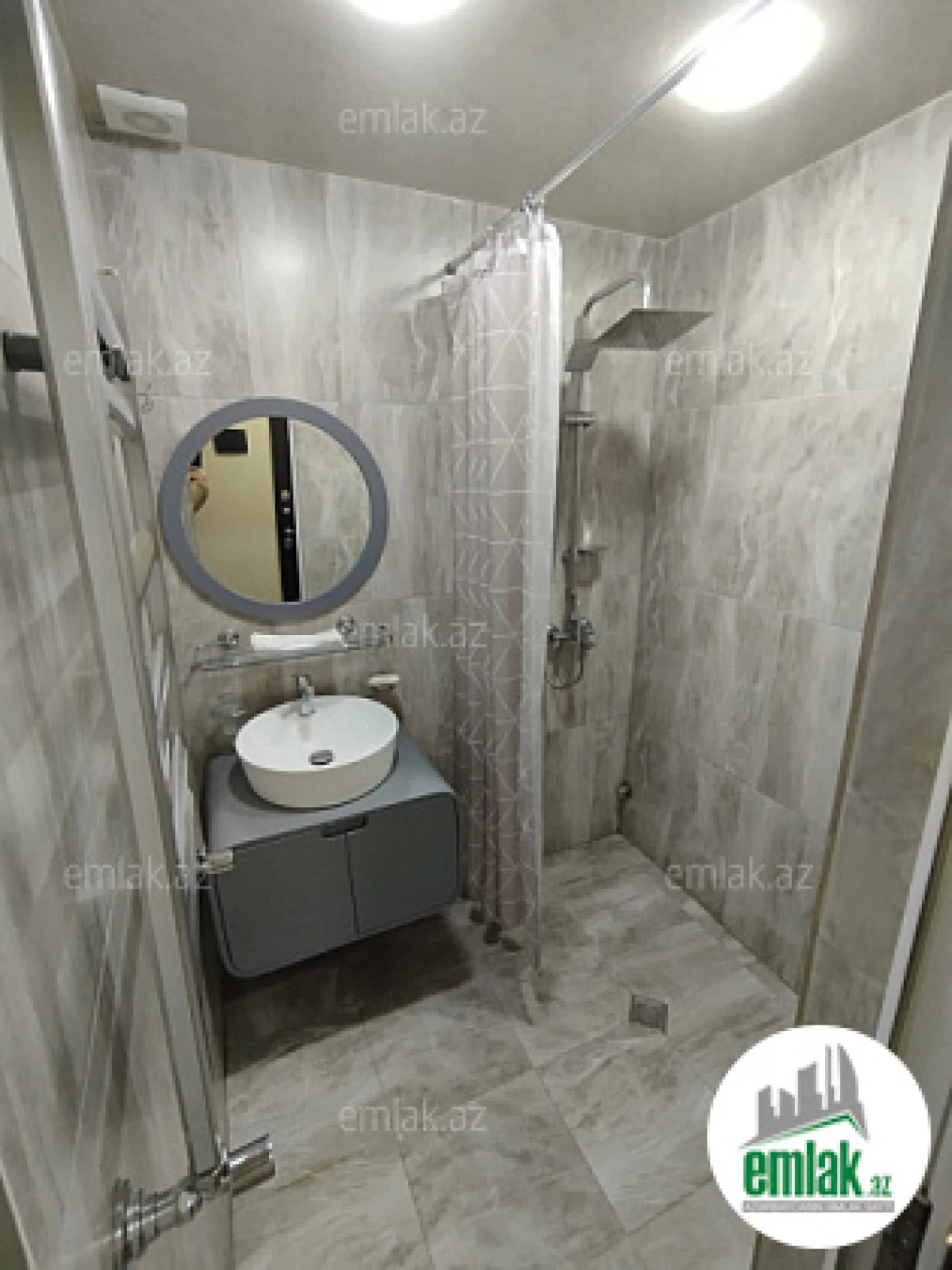 Satılır 2 otaqlı köhnə tikili 58 m²