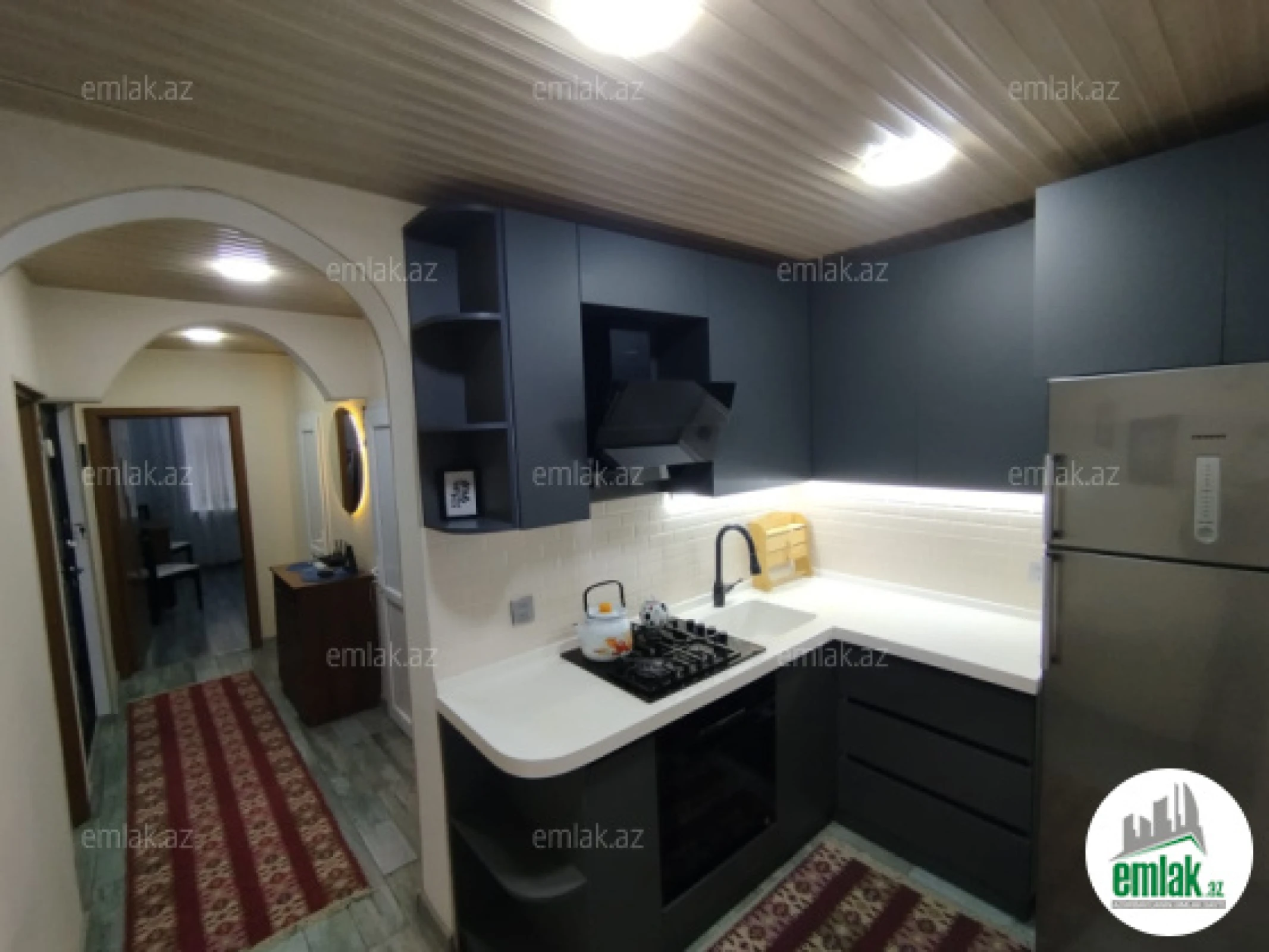Satılır 2 otaqlı köhnə tikili 58 m²