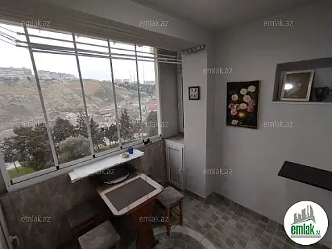 Satılır 2 otaqlı köhnə tikili 58 m²