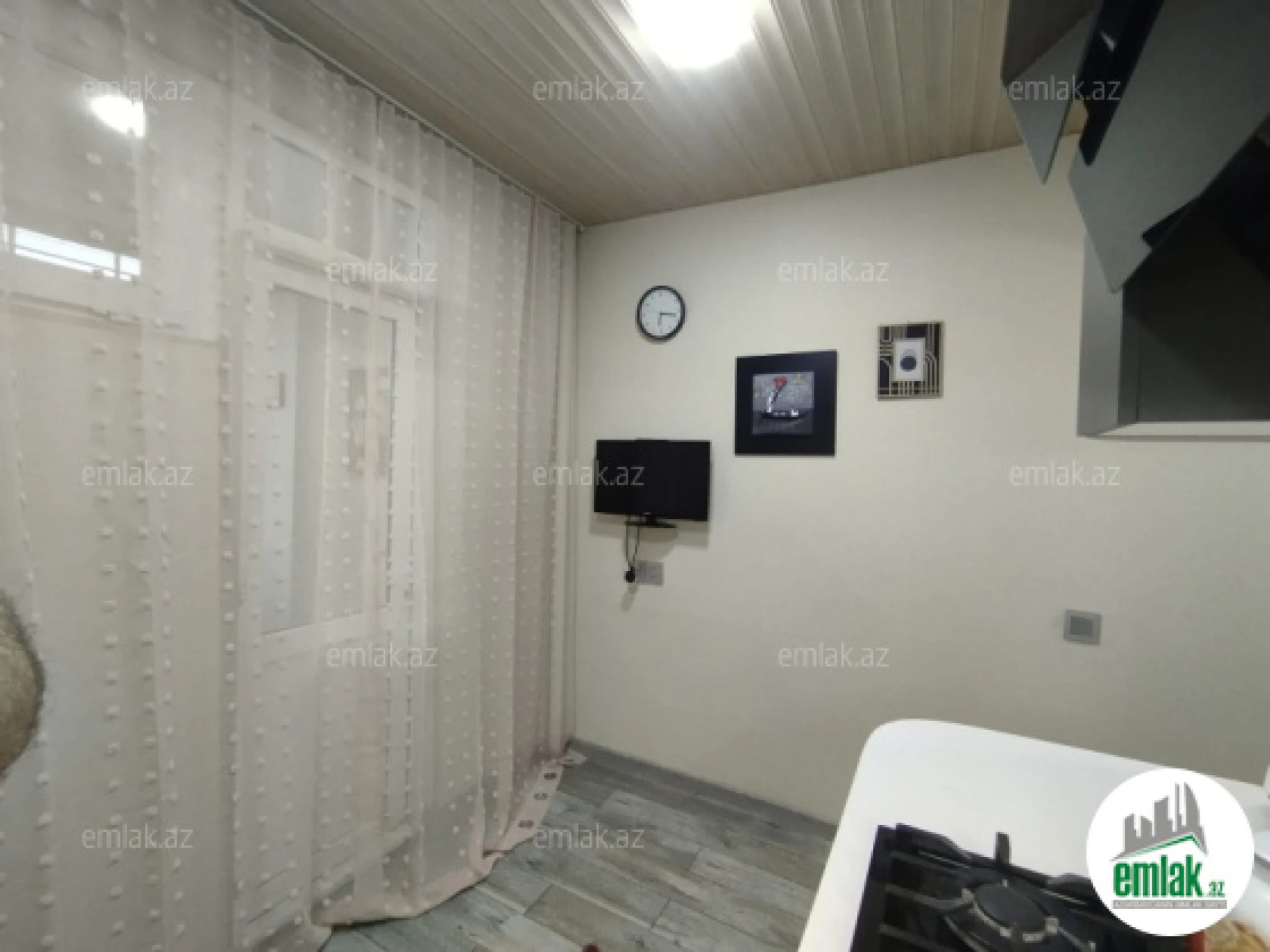 Satılır 2 otaqlı köhnə tikili 58 m²