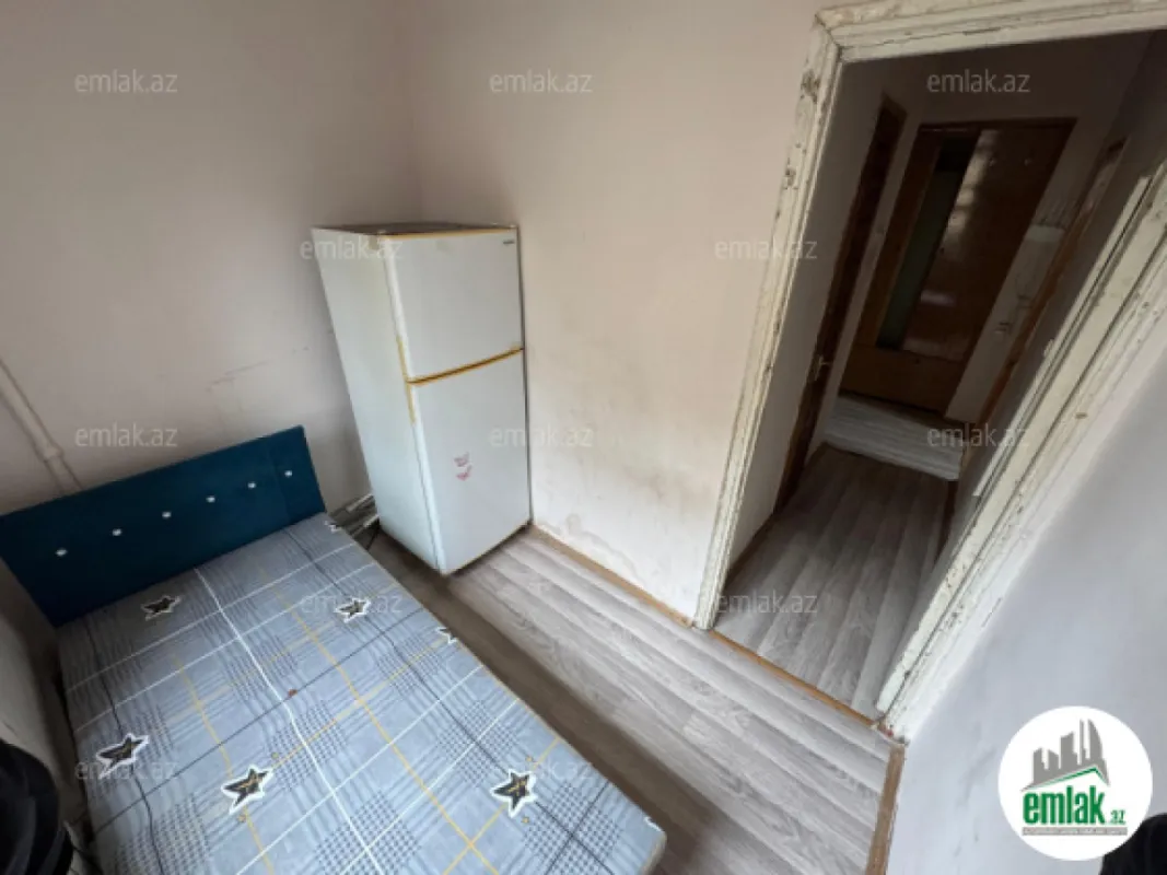 Satılır 2 otaqlı köhnə tikili 40 m²