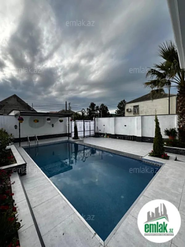 Satılır 4 otaqlı həyət evi 200 m²