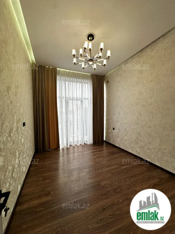 Satılır 4 otaqlı həyət evi 200 m²