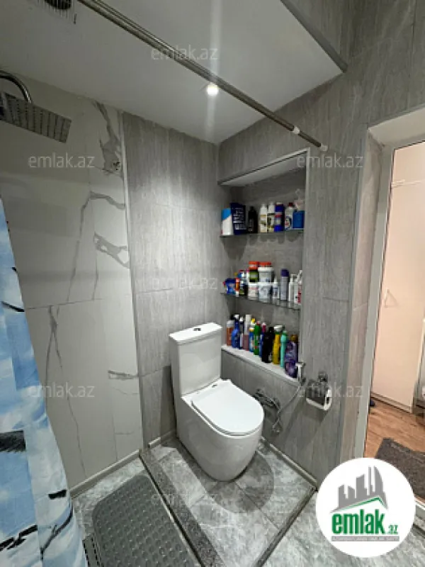 Satılır 1 otaqlı köhnə tikili 35 m²