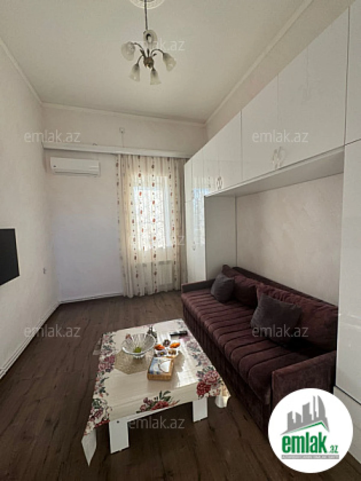 Satılır 1 otaqlı köhnə tikili 35 m²