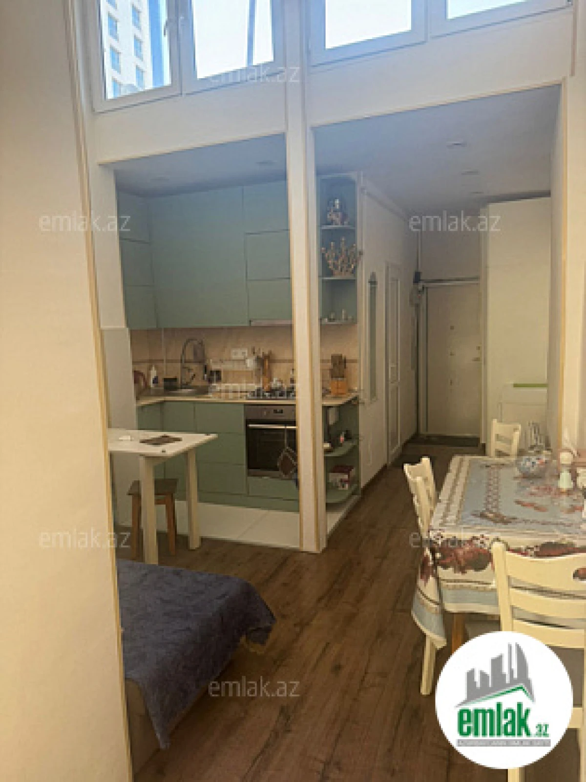 Satılır 1 otaqlı köhnə tikili 35 m²