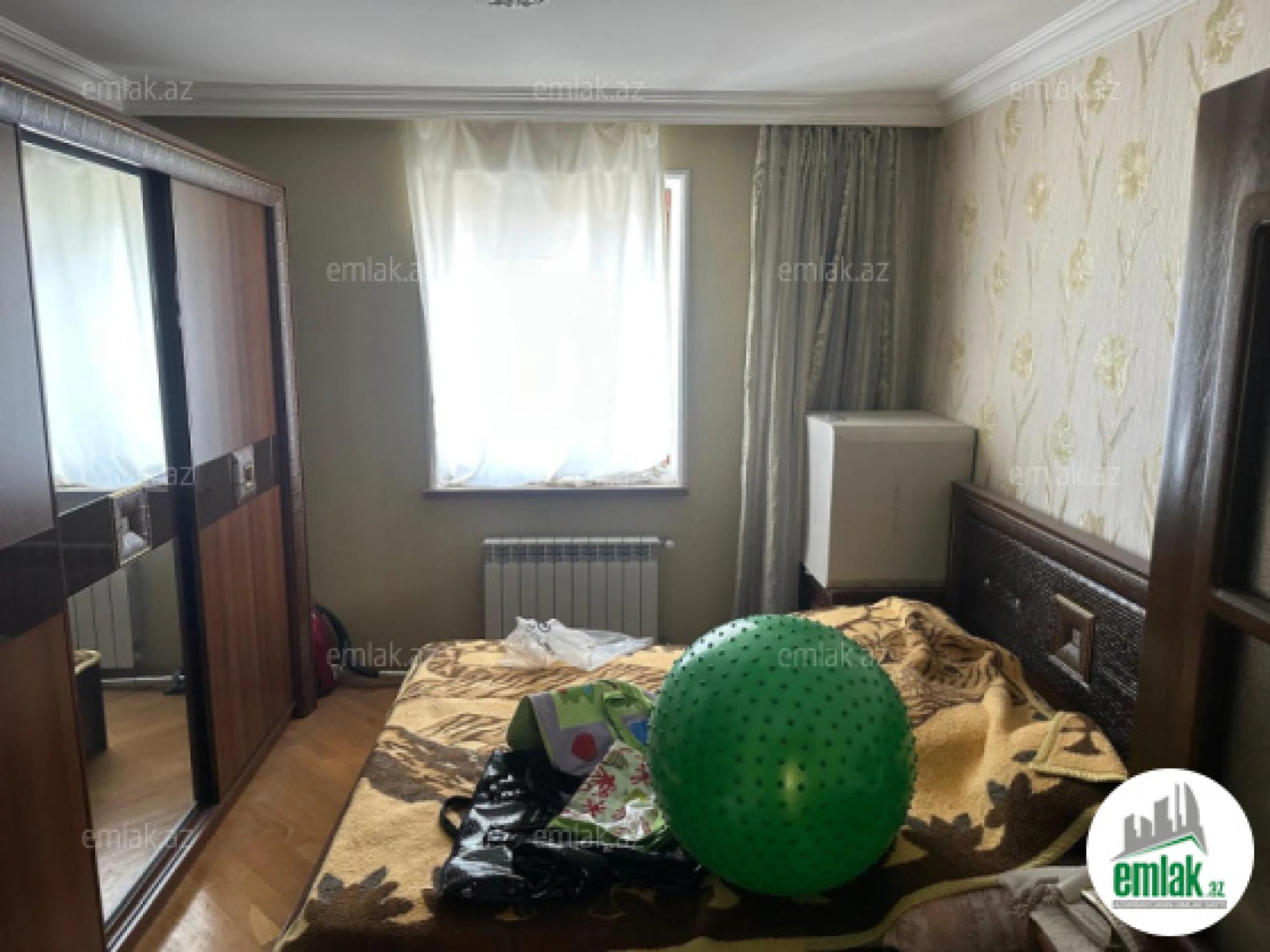 Satılır 2 otaqlı köhnə tikili 65 m²