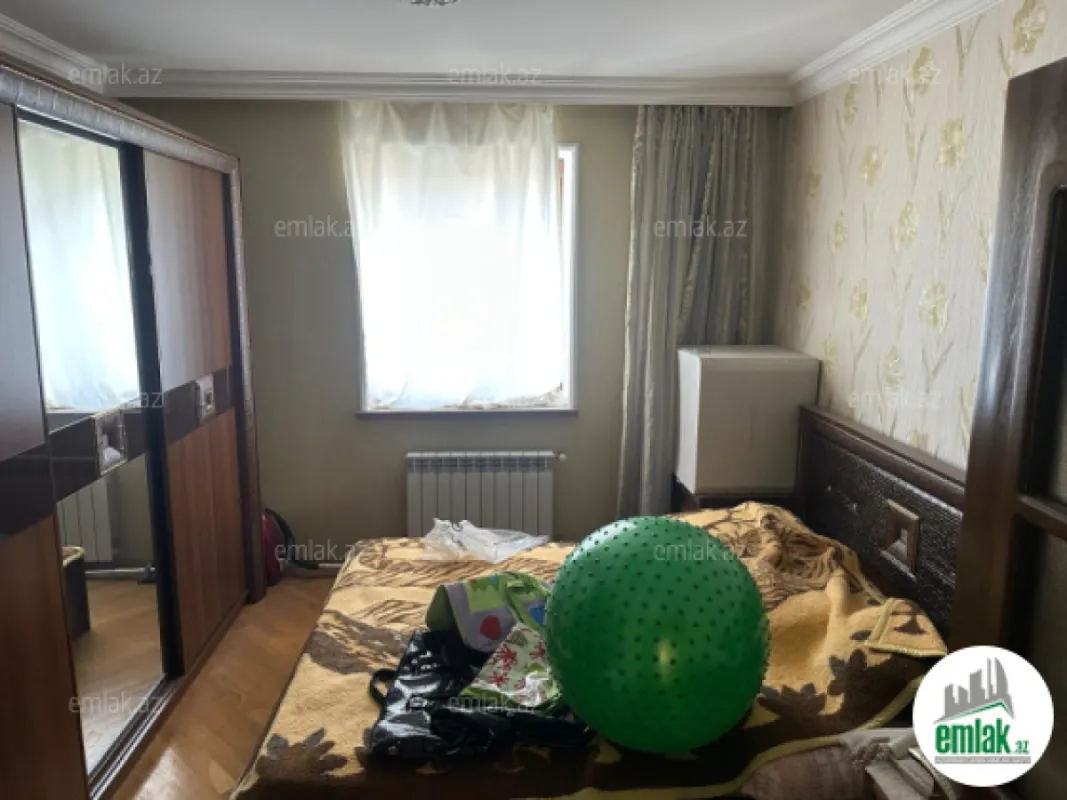 Satılır 2 otaqlı köhnə tikili 65 m²