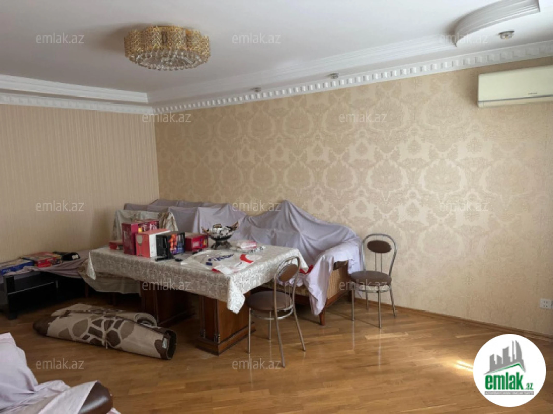 Satılır 2 otaqlı köhnə tikili 65 m²