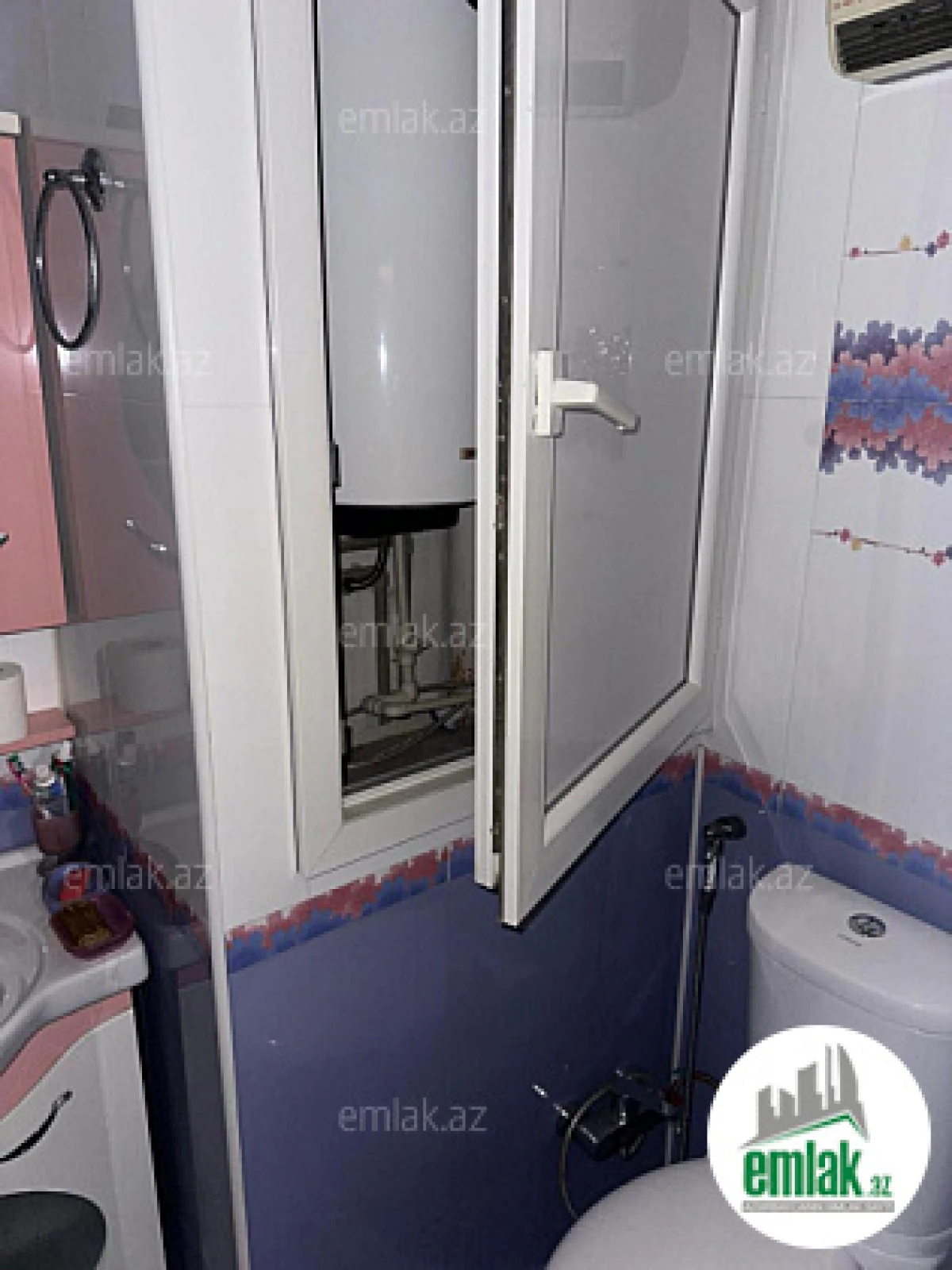 Satılır 2 otaqlı köhnə tikili 65 m²