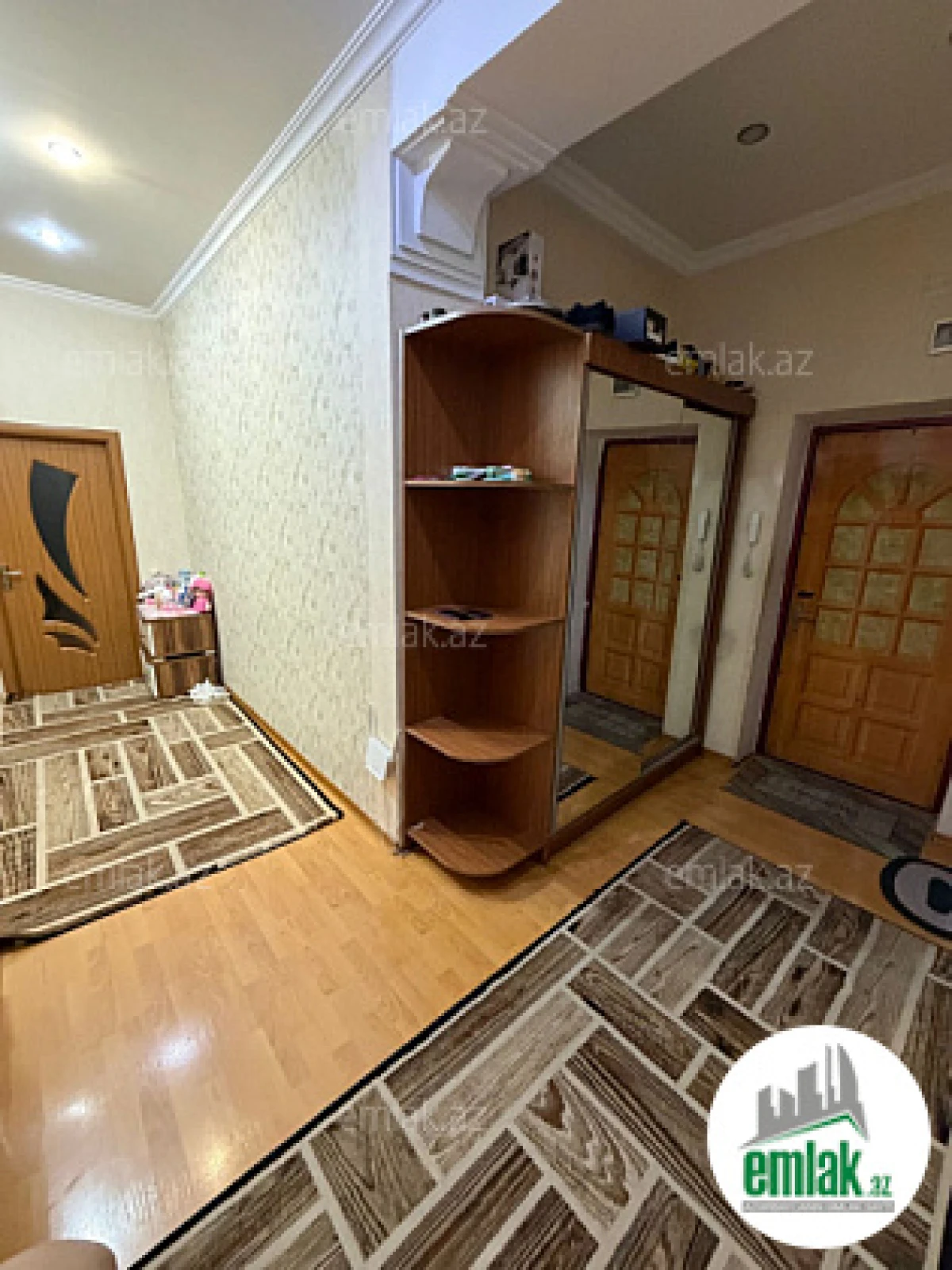 Satılır 3 otaqlı yeni tikili 90 m²