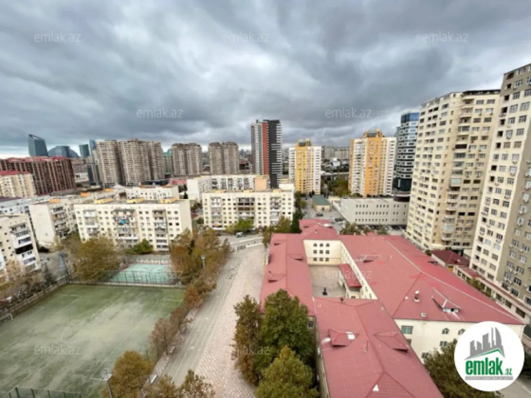 Satılır 4 otaqlı yeni tikili 181 m²