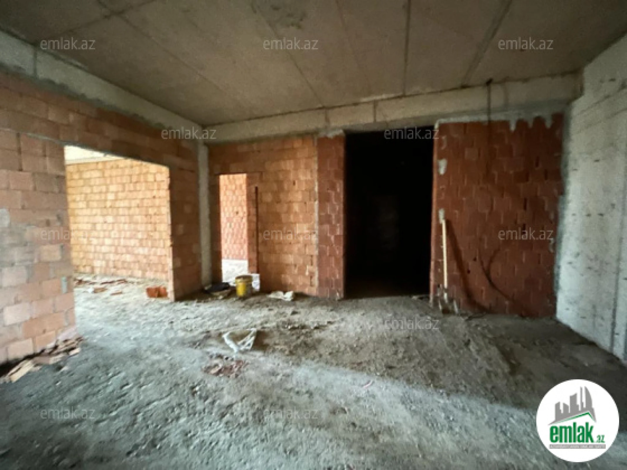 Satılır 4 otaqlı yeni tikili 181 m²