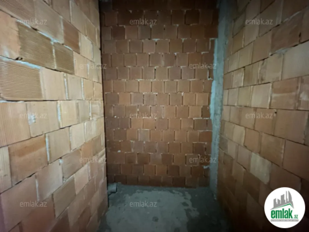 Satılır 4 otaqlı yeni tikili 181 m²