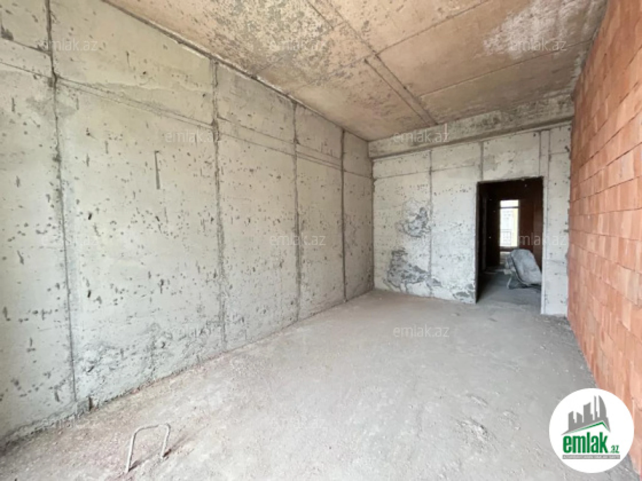Satılır 4 otaqlı yeni tikili 181 m²
