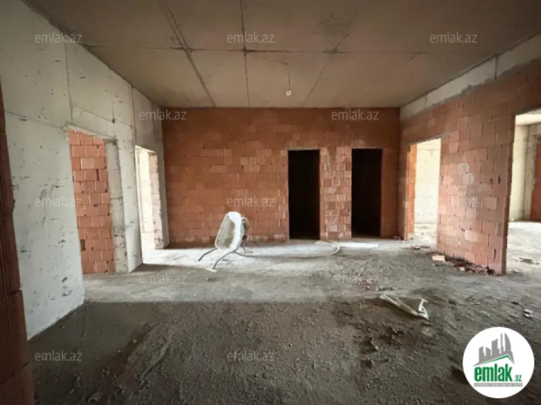 Satılır 4 otaqlı yeni tikili 181 m²