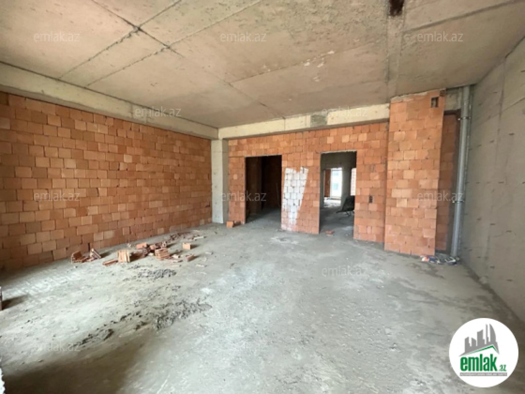 Satılır 4 otaqlı yeni tikili 181 m²