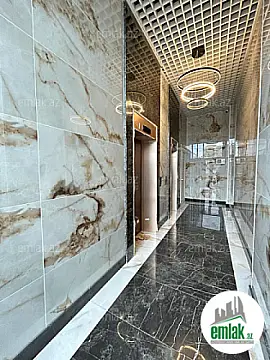 Satılır 4 otaqlı yeni tikili 181 m²