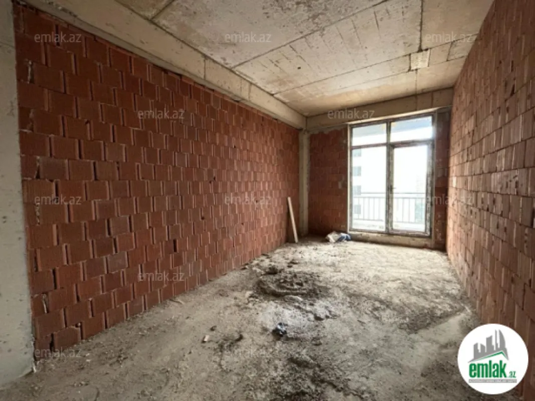 Satılır 4 otaqlı yeni tikili 181 m²