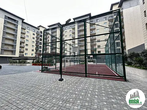 Satılır 3 otaqlı yeni tikili 140 m²