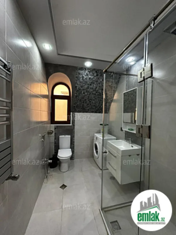 Satılır 6 otaqlı mənzil 150 m²