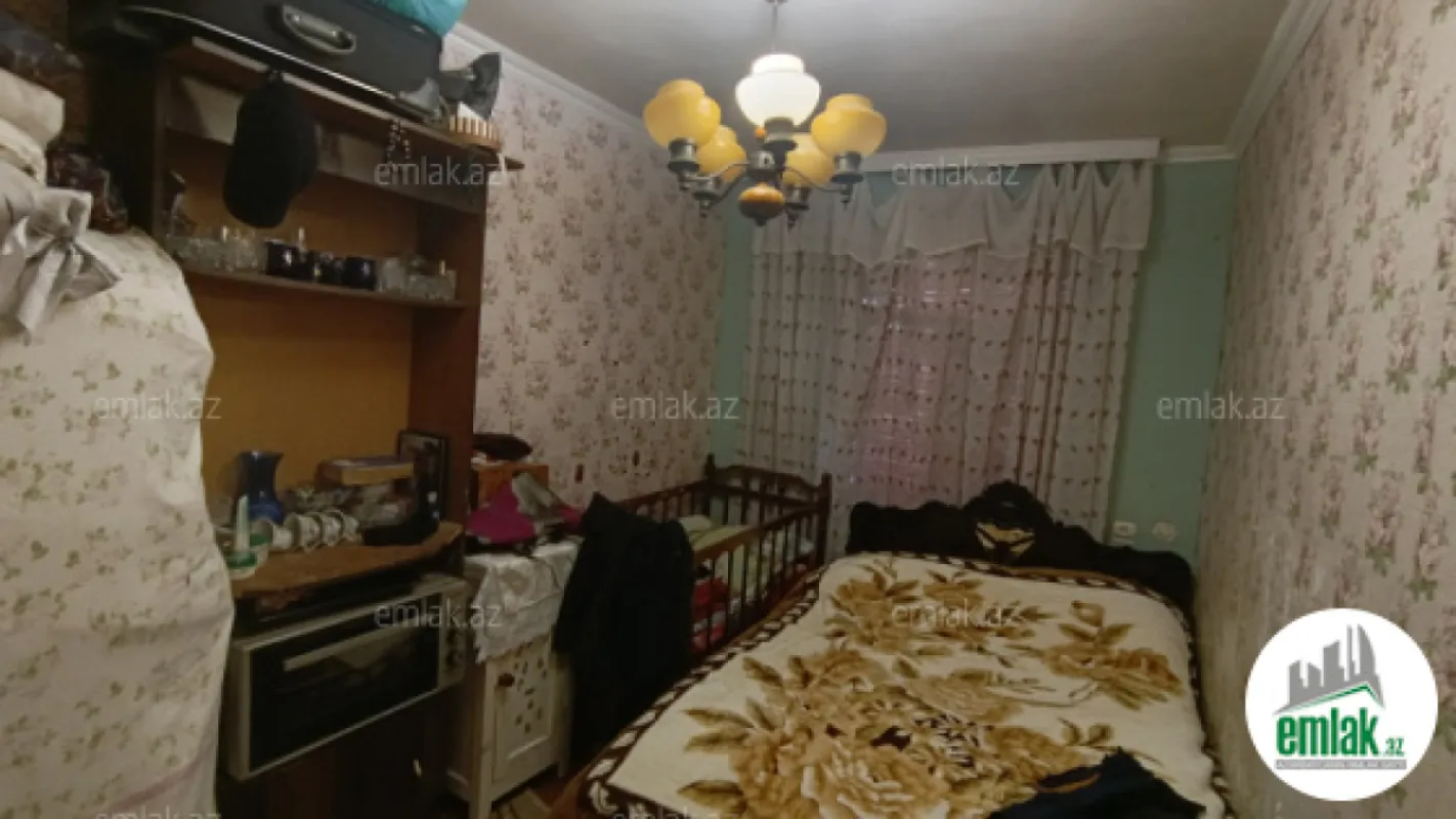 Satılır 2 otaqlı köhnə tikili 38 m²