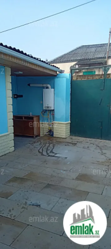 Satılır 2 otaqlı həyət evi 60 m²