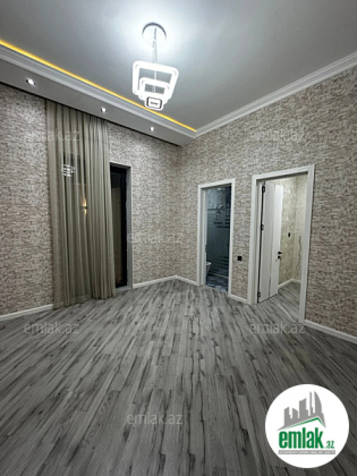 Satılır 4 otaqlı həyət evi 150 m²