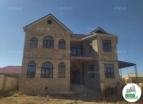Satılır 6 otaqlı həyət evi 170 m²
