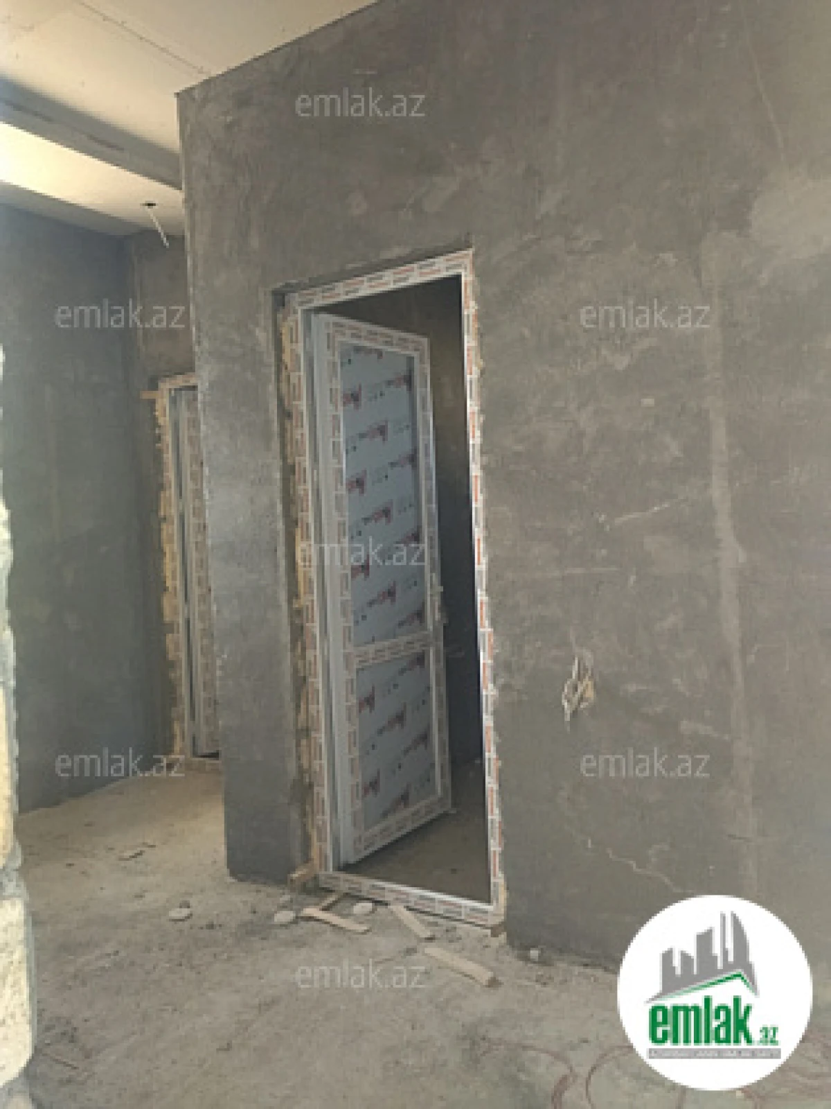 Satılır 6 otaqlı həyət evi 170 m²