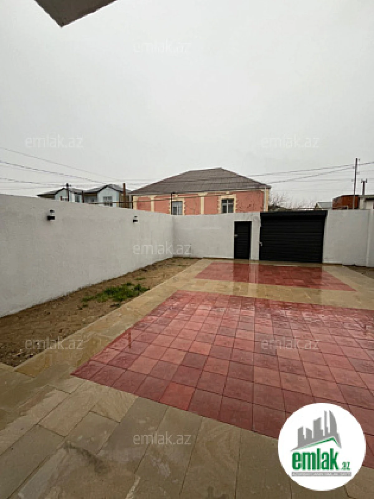 Satılır 5 otaqlı həyət evi 150 m²