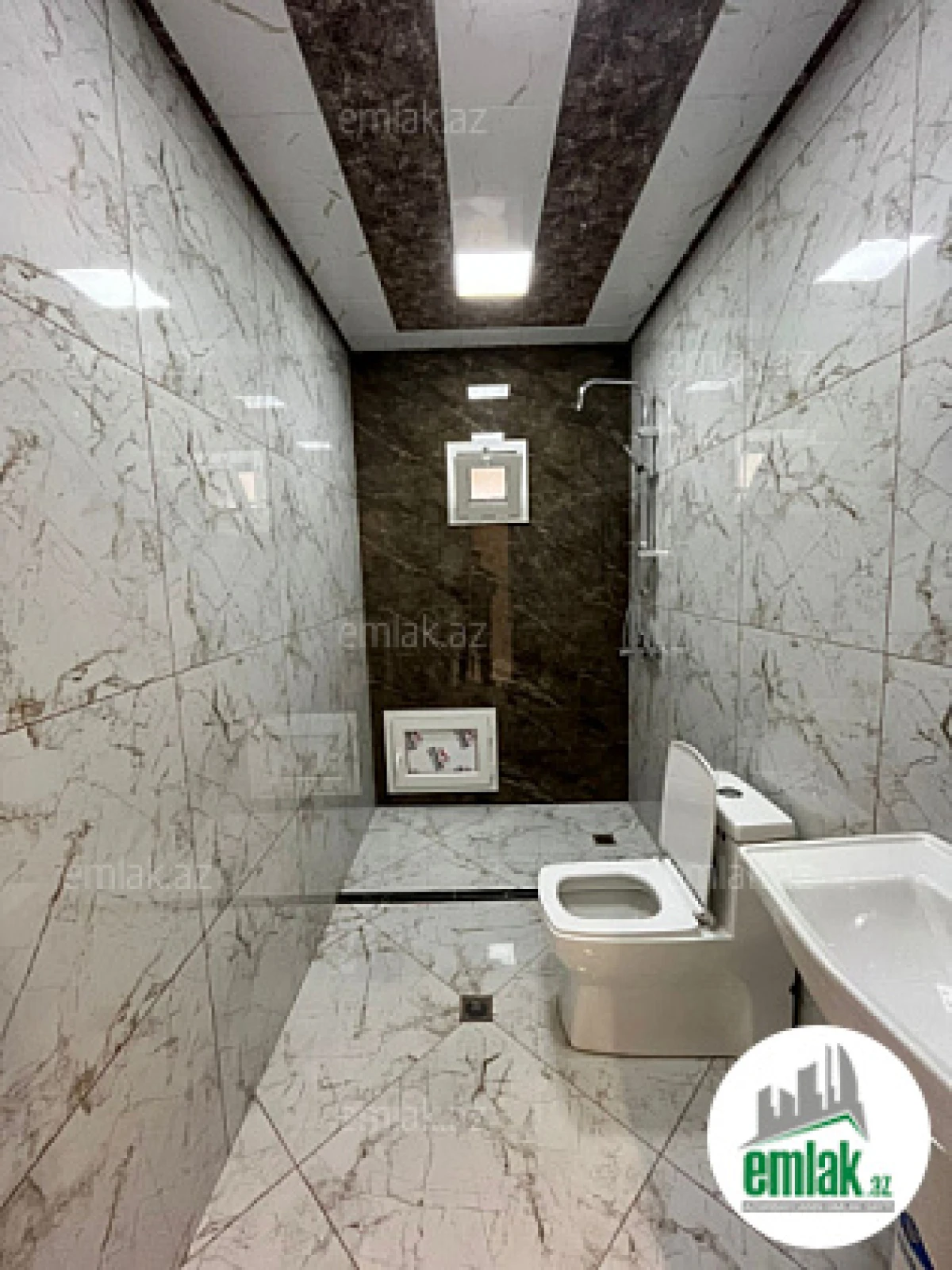 Satılır 5 otaqlı həyət evi 150 m²