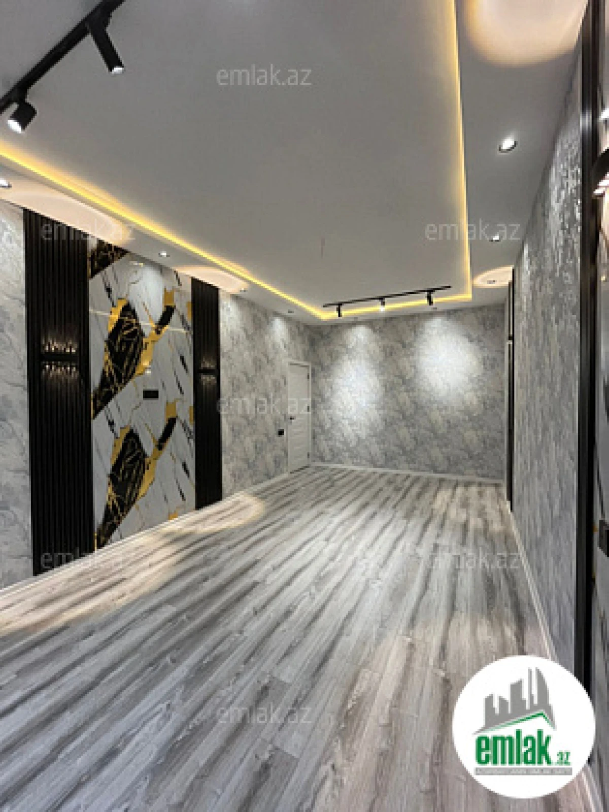 Satılır 5 otaqlı həyət evi 150 m²