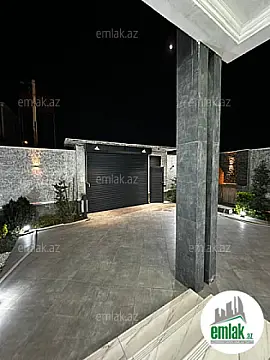 Satılır 4 otaqlı mənzil 150 m²