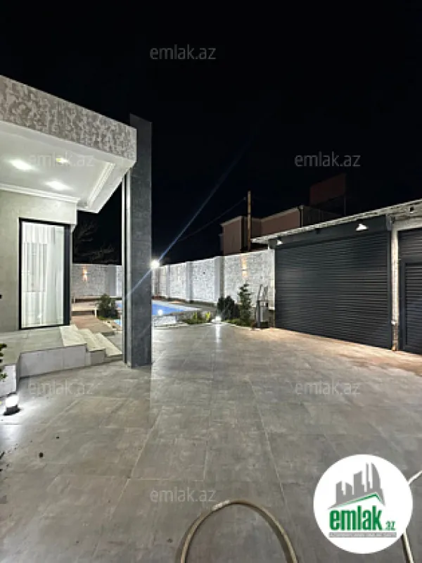 Satılır 4 otaqlı mənzil 150 m²
