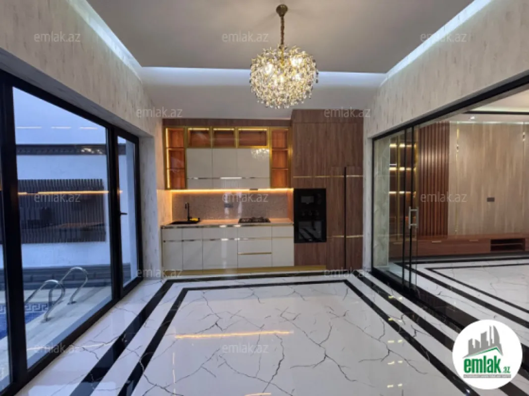 Satılır 4 otaqlı mənzil 110 m²