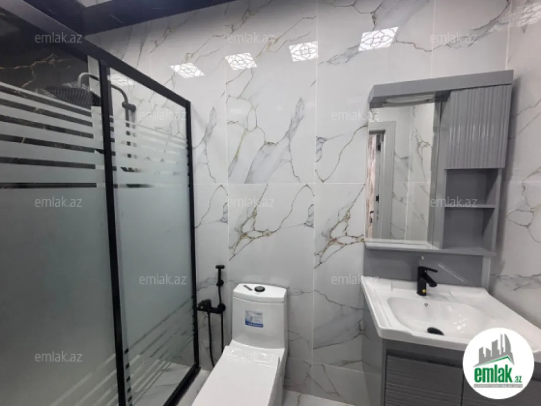 Satılır 4 otaqlı mənzil 110 m²